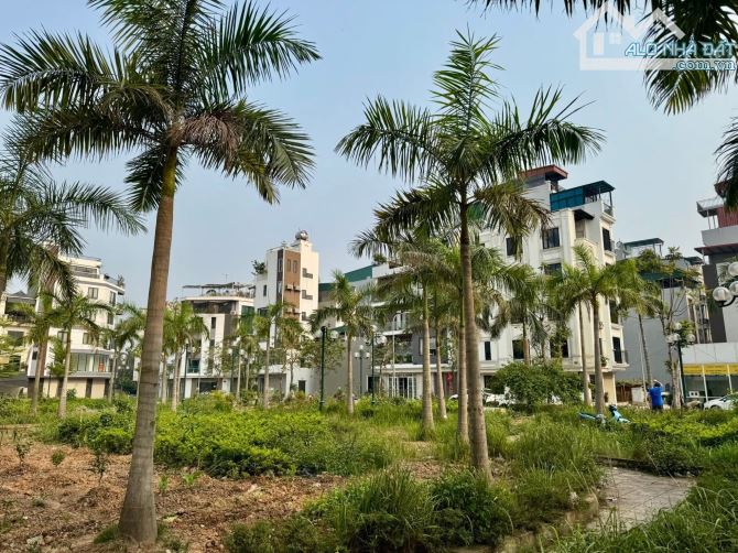 Đất TDC Ngọc Thuỵ, Phân Lô vỉa hè đường 12m 3 oto tránh dt 90m2 mt 4.5m - 2