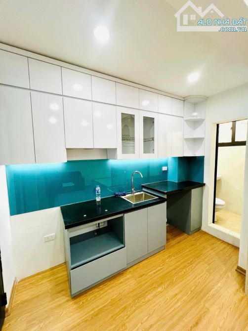 CHỈ NHỈNH 2 TỶ CÓ CĂN TT TẦNG 1 PHỐ ĐOÀN THỊ ĐIỂM, ĐỐNG ĐA, Ô TÔ ĐỖ  + Vị trí đắc địa, mặt - 2