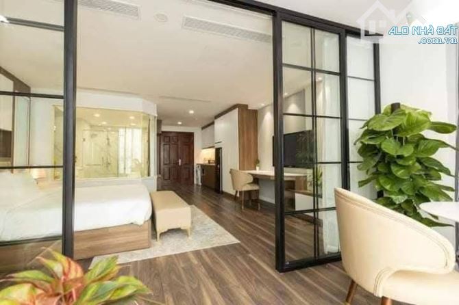 SIÊU PHẨM CỰC ĐẸP  KHÁCH SẠN 5 SAO PHỐ HÀM LONG 176M 9 TẦNG GIÁ CHÀO 150 TỶ. - 2