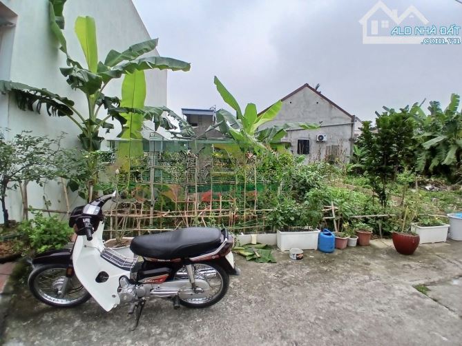 THÔN ĐÔNG LAI - XÃ QUANG TIẾN - oto đỗ cửa - 2