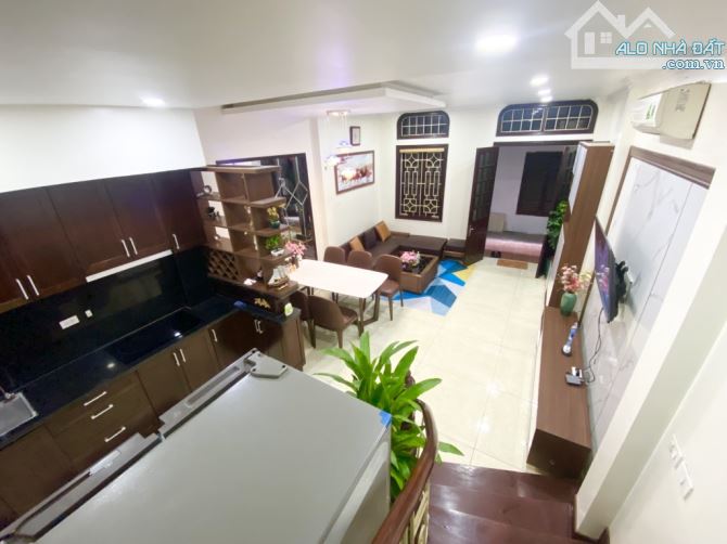 Trường Chinh, 40m2 , 5 tầng ,mt 4,5m siêu hiếm, nhà đẹp ở ngay, full nội thất xịn xò, gần - 2
