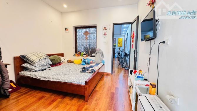 Cần bán căn hô tập thể Thái Hà 3PN - Tầng 3 - 90m2 - 2