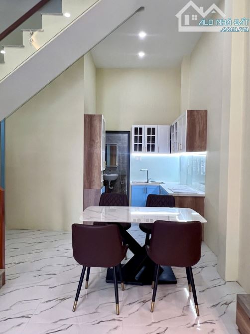 NHÀ 2 TẦNG THIẾT KẾ HIỆN ĐẠI - LÔ GÓC HẺM RỘNG ÂU DƯƠNG LÂN - QUẬN 8 – GIÁ 6.2 TỶ - 2