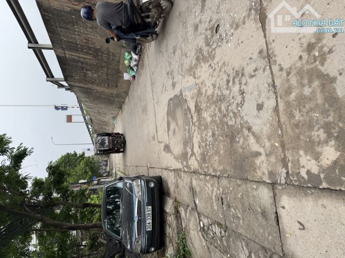 BÁN ĐẤT SIÊU HIẾM CÁCH 1 NHÀ RA MP AN DƯƠNG VƯƠNG TÂY HỒ Ô TÔ VÀO NHÀ 195M2 MT 8M 19 TỶ - 2
