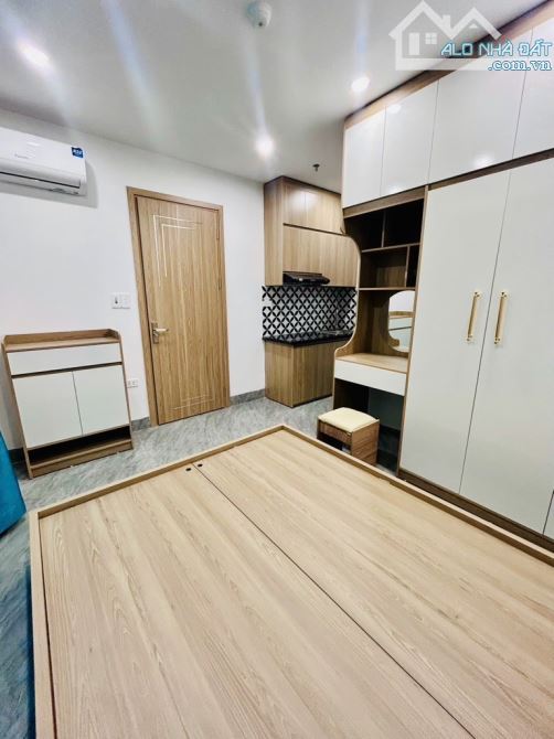 12 tỷ hơn. Ccmini Mới tinh Tu Hoàng - Nhổn - ngõ ô tô. Dt 55m - 11 phòng kk. - 2