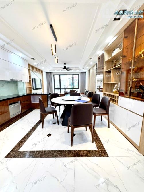 BÁN NHÀ HOÀNG QUỐC VIỆT 55m2 × 6T × MT 4,5m - THANG MÁY - 2 Ô TÔ TRÁNH TRƯỚC NHÀ, KD - VP - 2