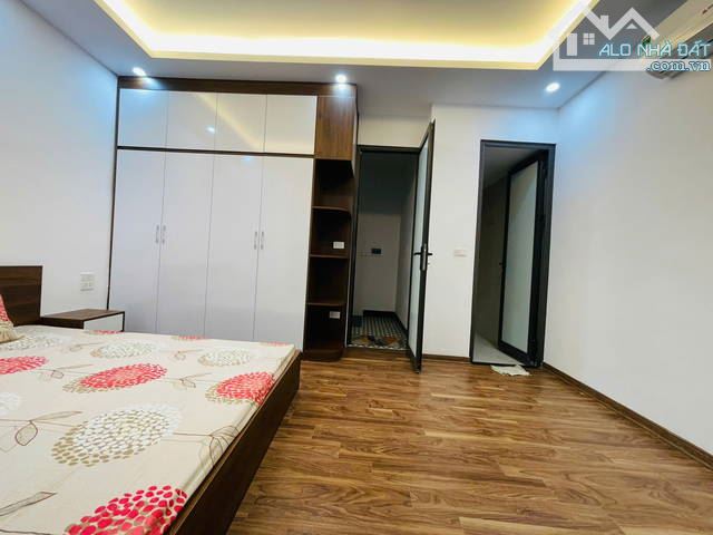 Nhà mới 5 tầng - 5m ra ô tô - ngõ thông - tiện ích ngập tràn - 2