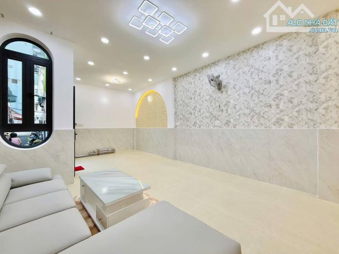 Nhà thiết kế hiện đại trung tâm Gò Vấp full nội thất - 2