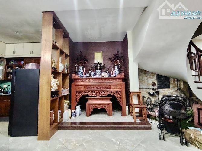 Bán nhà Ô Cách 106m 4 tầng, gần phố, oto đỗ cửa giá nhô 13 tỷ - 4
