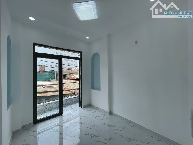 NHÀ MỚI Ở NGAY, 2 TẦNG DT: 3,9x11m HẺM DƯƠNG BÁ TRẠC Q.8, GIÁ 3,85 TỶ - 3