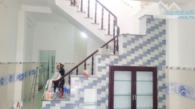 NHÀ MỚI XINH - HẺM OTO - SHR - 2.39TỶ - 3