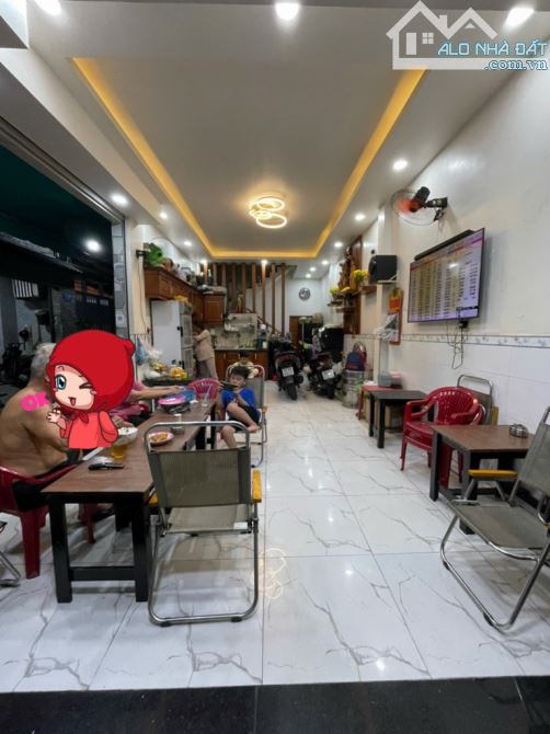 LÔ GÓC 2 MẶT TIỀN NGAY SÁT TÔ HIỆU XE HƠI VÔ NHÀ 64 M2 - 3 TẦNG  NHỈNH 5 TỶ - 3