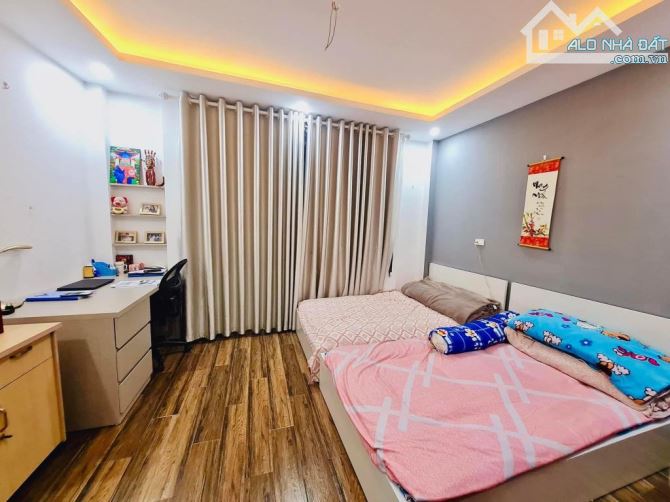 Cực phẩm Kim Ngưu, 43m x 5T, ô tô đỗ cạnh nhà, nhà đẹp thoáng, ngõ thông, nhỉnh 9 tỷ - 3