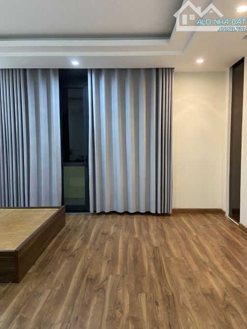 Nhà riêng phố Trương Định cần bán gấp trong tháng, 55m x 5T, 10m ô tô đỗ, ngõ thông rộng - 3