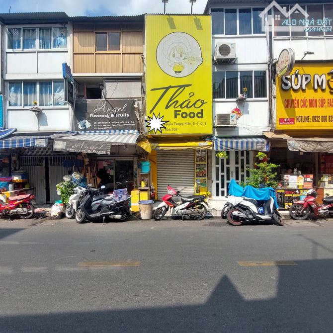 Vị trí nằm ngay khu phố ẩm thực sầm uất bậc nhất quận 3 với sổ hồng riêng - 3