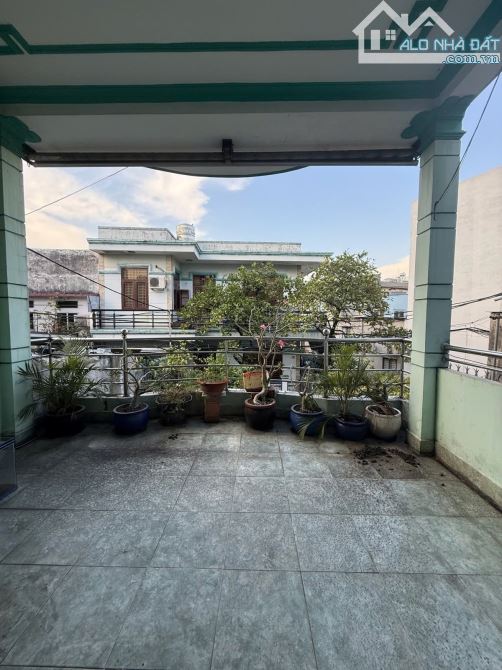 NHÀ NGUYỄN VĂN QUÁ Q12 - 132M2 (5.1M X 26M) - HẺM XE HƠI. - 3