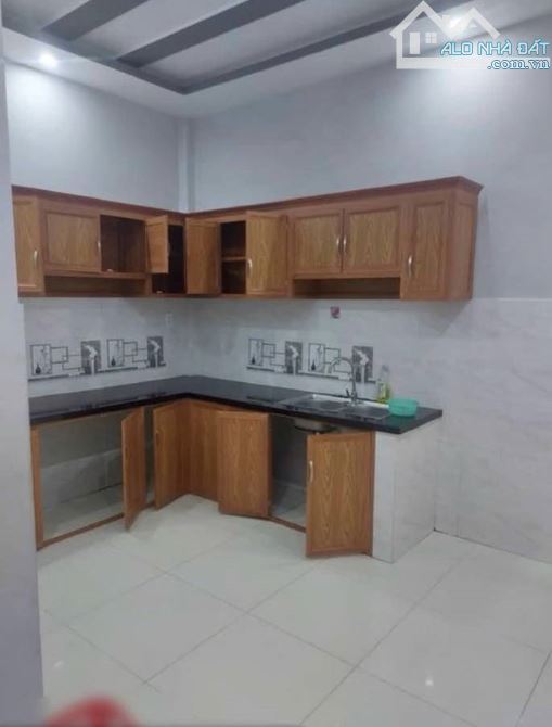 Nhà mới nhỉnh 4 tỷ đường đông hưng thuận quận 12 - 3
