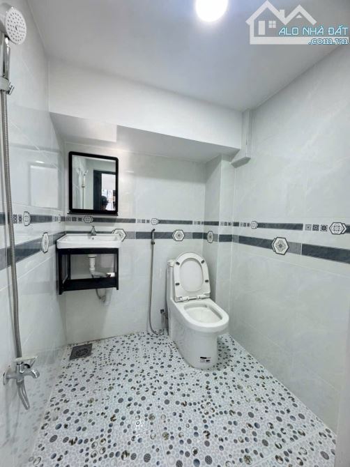 Nhà mới 2 tầng giá rẻ chỉ 2 tỷ 750 - Sổ hồng riêng quận 7 - 3