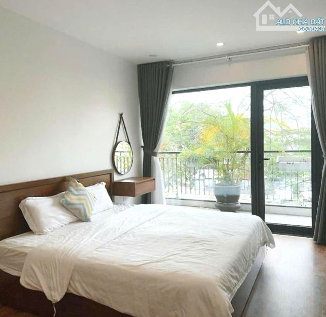 SIÊU PHẨM TÒA NHÀ 8 TẦNG PHỐ TRỊNH CÔNG SƠN - DÒNG TIỀN 2,4 TỶ/NĂM - 205M2 - 7M MẶT TIỀN - 4