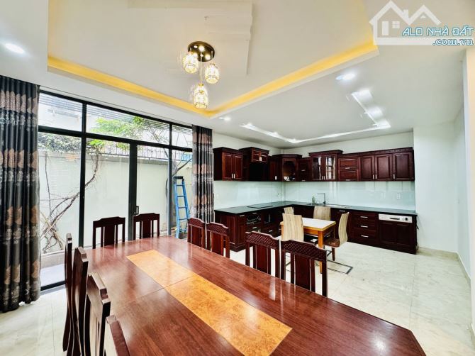 ÁN BIỆT THỰ VIP LIÊN PHƯỜNG, Phươc Long B TP. THỦ ĐỨC - 180m² đất, 3 tầng, 5PN, giá 26.7 t - 4