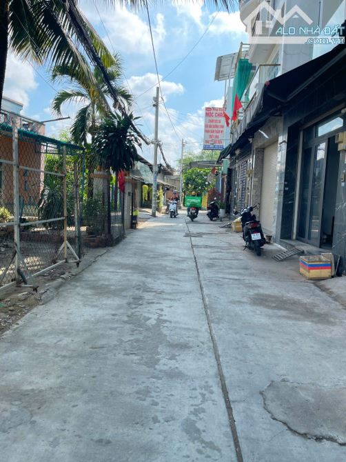 BÁN NHÀ ĐẸP-HẺM XE HƠI THÔNG- ĐƯỜNG HỒ HỌC LÃM KỀ AEON BÌNH TÂN- 4TẦNG-4PN NHỈNH 5 TỶ - 4