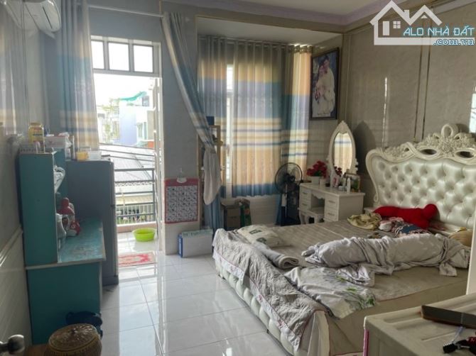 HẺM 10M CÓ LỀ - SÁT MẶT TIỀN LUỸ BÁN BÍCH  - KINH DOANH ĐỈNH -4x15 - 5 TẦNG-9 tỷ 2 ., - 4