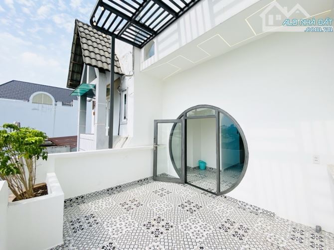 Cần bán siêu phẩm nhà đẹp, 45m2, 2 tầng, tặng nội thất, hẻm xe hơi, giá chỉ  5.85 tỷ - 4