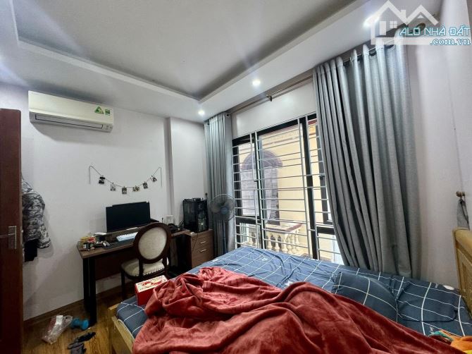 NHÀ CHÍNH CHỦ HOÀNG MAI CẦN BÁN GẤP - 5 TẦNG - 37M2 - 20M RA Ô TÔ - GIÁ CHỈ 7 TỶ - 4