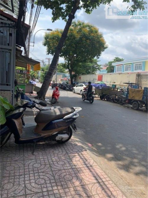 🏠 Bán nhà Dương Bá Trạc, Q.8, 61m², hẻm thông, giá 6.2 tỷ 🏡 - 4