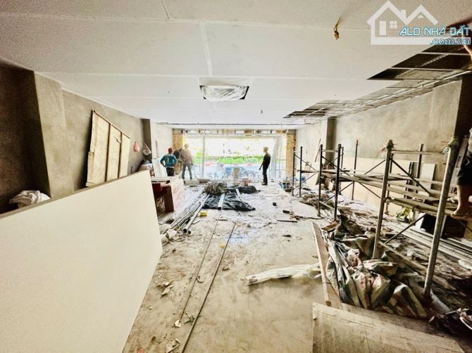 BÁN NHÀ MẶT PHỐ TRƯỜNG CHINH - LÔ GÓC 3 THOÁNG - THANG MÁY - KINH DOANH SẦM UẤT - 26.8 TỶ - 5