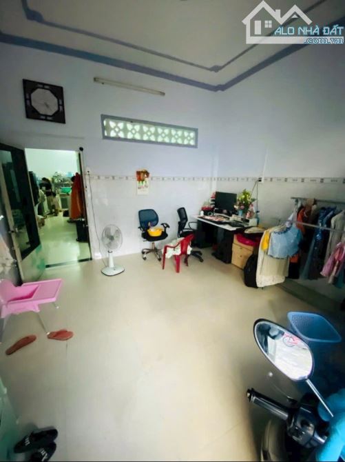 Bán nhà cấp 4, 61m2, Tân Chánh Hiệp 34, Quận 12, SHR, nhỉnh 3 tỷ - 5