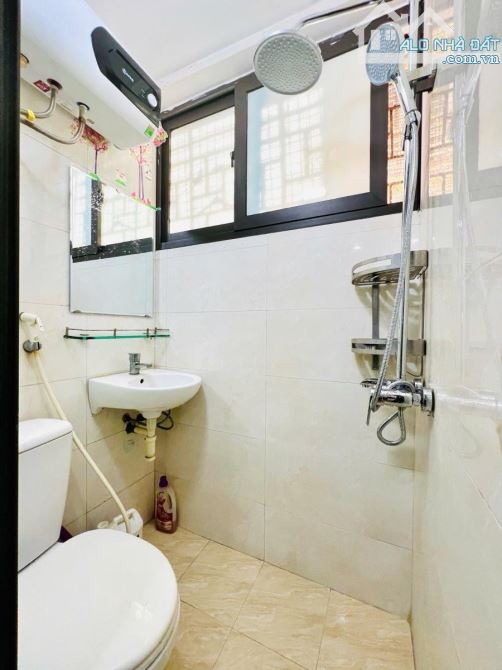 CHỈ NHỈNH 2 TỶ CÓ CĂN TT TẦNG 1 PHỐ ĐOÀN THỊ ĐIỂM, ĐỐNG ĐA, Ô TÔ ĐỖ  + Vị trí đắc địa, mặt - 5