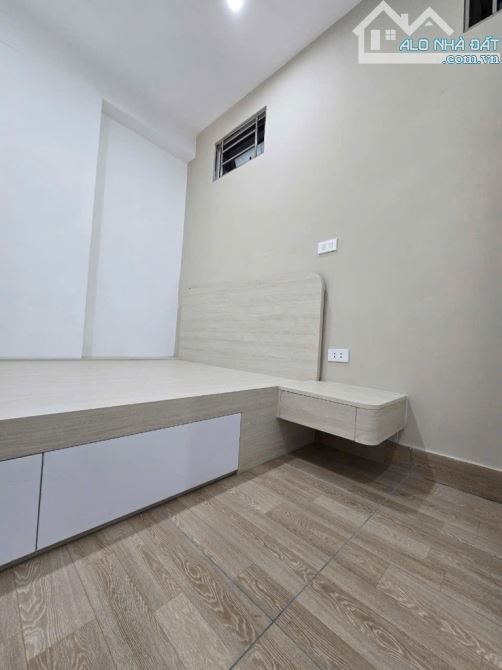 Tập thể Đống Đa gần Vincom Nguyễn Chí Thanh gần nhiều trường đại học - 5