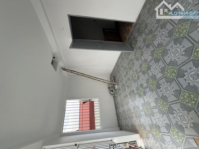 CHÍNH CHỦ BÁN NHÀ LÔ GÓC – 55M2 NHỈNH 6 TỶ – 50M RA Ô TÔ TRÁNH - PHÚ LƯƠNG ,HÀ ĐÔNG - 5