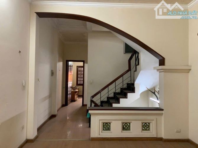 Bán nhà Văn Miếu, Đống Đa, DT 50m2, phân lô vỉa hè Ô tô đỗ tránh - 5