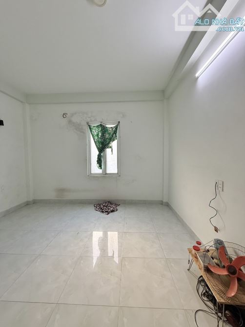 bán nhà Thạnh Lộc 15, dt 160M2 ×3 TẦNG,  Mt 10M2,  Quận 12, giá siêu rẻ, chỉ 6 tỷ. - 5