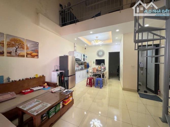 NHÀ RỘNG 56m - MT 4,6m - chỉ 5 tỷ - ngõ nông phố Nguyễn Văn Linh - 6