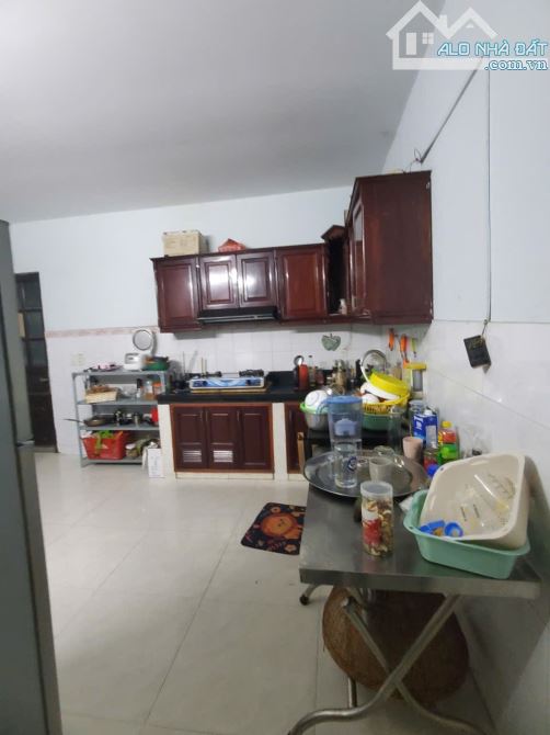 Giảm giá 2 tỷ. Bán gấp 2 căn nhà mặt tiền trước sau đường Huỳnh Tấn Phát. Giá 70tr/m2 - 6
