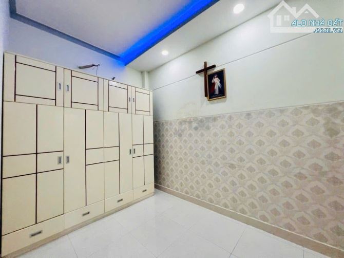 Bán Gấp Nhà Phố Cao Cấp Gần Chợ Đông Hòa Dĩ An Giá Siêu Tốt - 6
