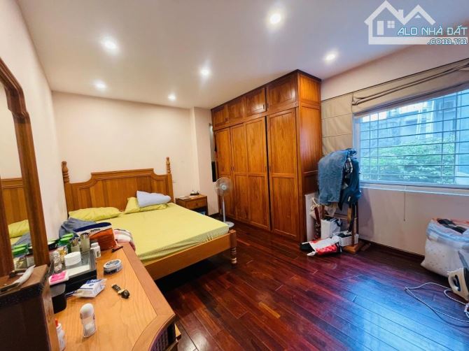 MẶT HỒ PHỐ NHẬT CHIÊU 92M 5 TẦNG  GIÁ 95 TỶ- 2 MẶT TIỀN - VIEW HỒ- ĐỈNH NÓC KỊCH TRẦN - 7