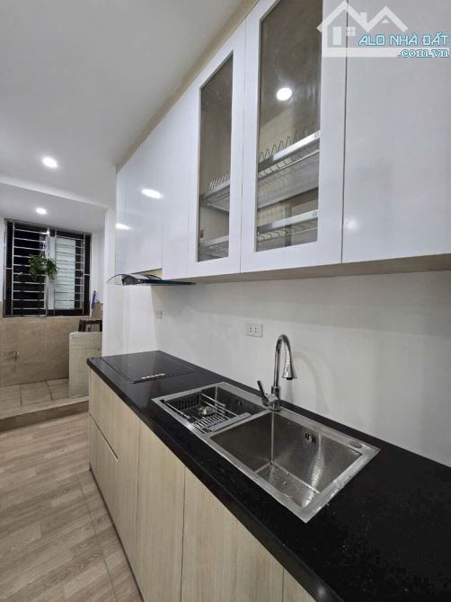 Tập thể Đống Đa gần Vincom Nguyễn Chí Thanh gần nhiều trường đại học - 7