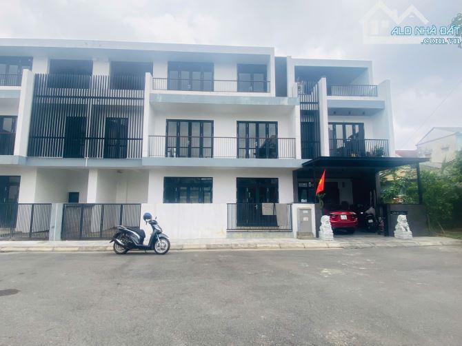 Bán nhà 3 tầng khu biệt thự Trần Thái Tông, Trường An, TP. Huế – diện tích 200m² – có gara - 8