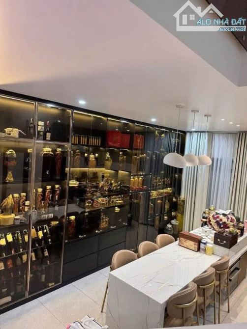 CHO THUÊ NHÀ 3 TẦNG KĐT ECOGARDEN - FULL NỘI THẤT - 8