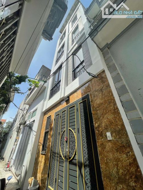 Bán nhà 4 tầng, dt 58m2 mặt tiền 4m Trịnh Văn Bô – sổ đẹp – chỉ hơn 6 tỷ