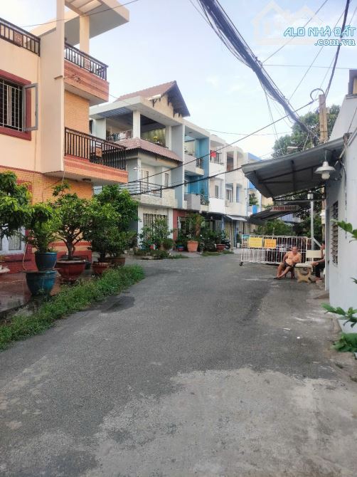 [Tân Bình] Bán nhà 5 tầng BTCT Trần Thái Tông, bảo vệ trực 24/24, an ninh, dân trí cao