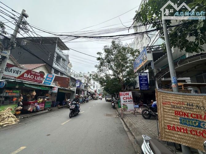 Bán CHDV, Lê Thị Chợ. 150m2 - Ngang 5m - Dòng tiền 50tr/ tháng - Chỉ 13.xx tỷ
