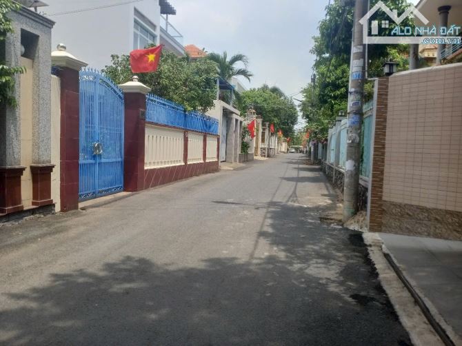 Bán đất biệt thự tặng nhà 270m2 khu cư xá Phúc Hải Tân Phong Biên Hòa giá 15 tỷ thương lượ