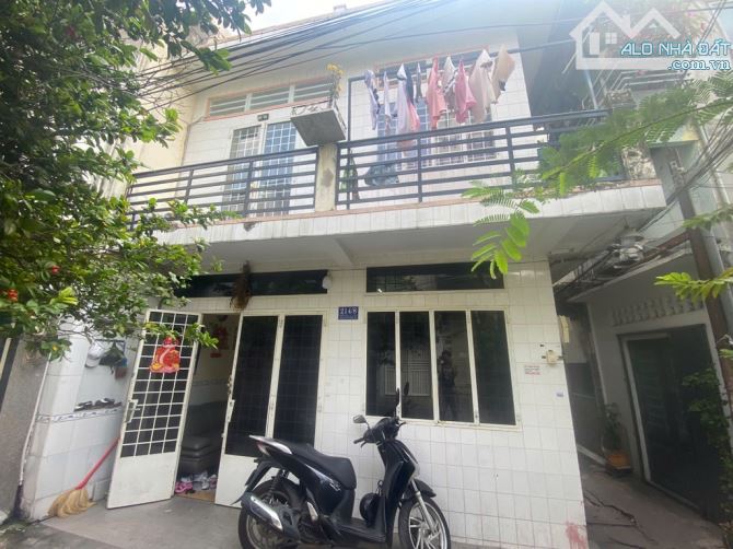27/04/2025 CHỦ NHÀ GIẢM CHÀO 150 TRIỆU. GIÁ CHÀO MỚI: 3,35 TỶ NHÀ 3 TẦNG - NGANG HƠN 5M -