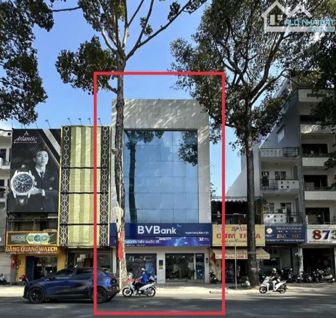 Bán nhà 5 tầng  9m x 14m mặt tiền Trần Hưng Đạo, phường 1,Quận 5