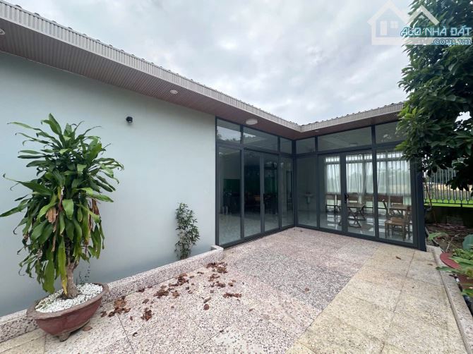Ngang 19 met mặt tiền đường Mô Xoài phường PHƯỚC HƯNG.TP Bà Rịa- 405m2 phủ hồng-4,8Tỷ